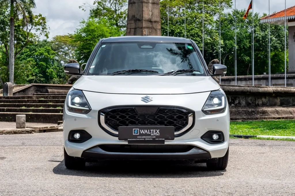 Suzuki Swift MZ 2023 Two-Tone Colour