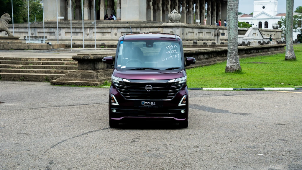 2025 Nissan Roox – Premium Purple Hybrid | 660cc CVT Automatic | Nearly New 110 km | Smart Features