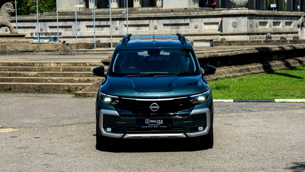 2026 Nissan Gravite Tekna Plus – Forest Green | 7-Seater | 1000cc Petrol | Automatic 5-Speed AMT | Brand New
