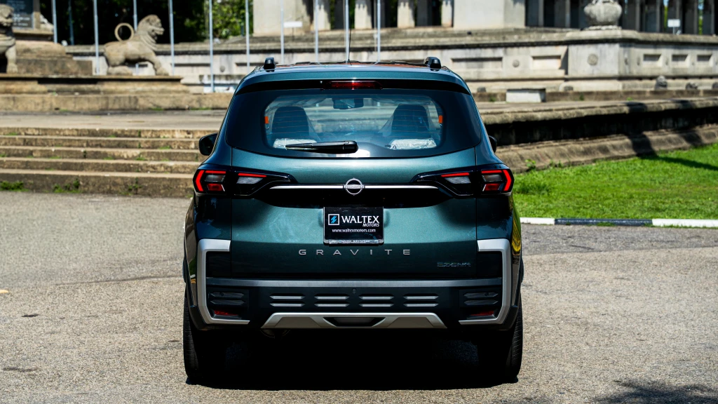 2026 Nissan Gravite Tekna Plus – Forest Green | 7-Seater | 1000cc Petrol | Automatic 5-Speed AMT | Brand New